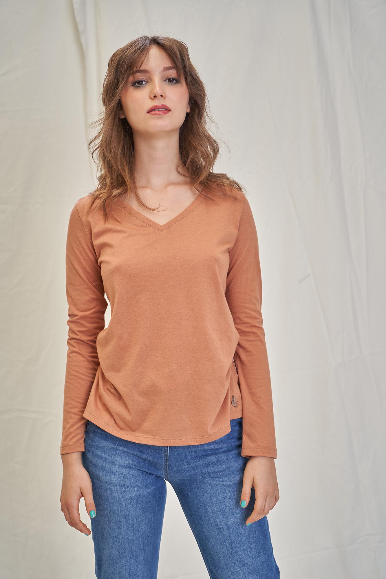 REMERA LAGUNA AVELLANA
